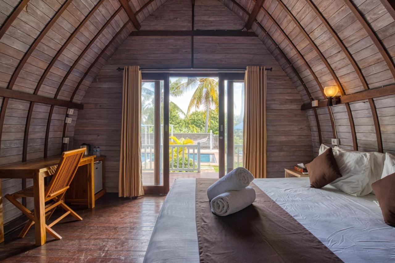 Megaland Bungalow Batununggul Esterno foto